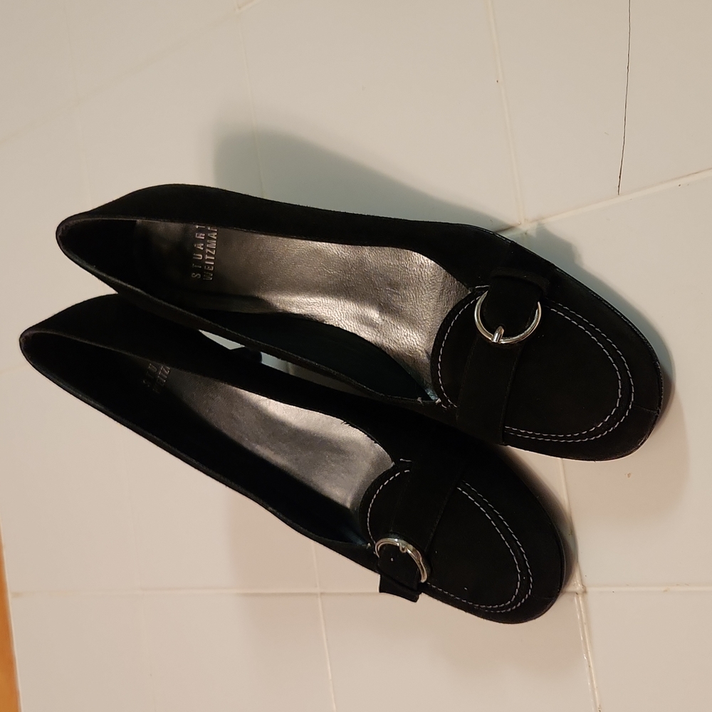 Stuart weitzman black suede buckle low high heel size 8N